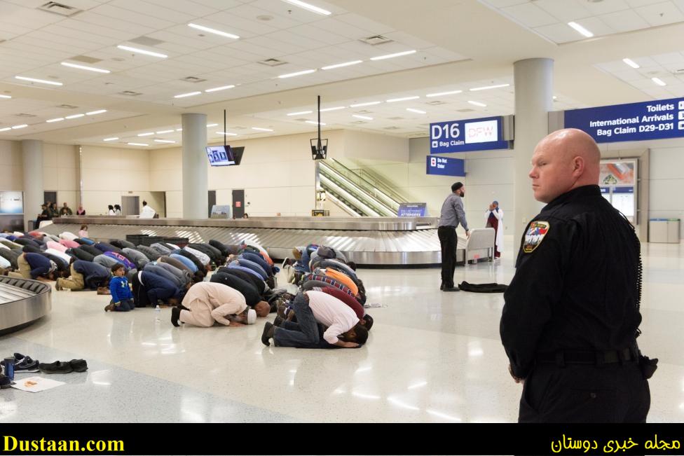 www.dustaan.com-عکس: برگزاری نماز جماعت در فرودگاه آمریکا