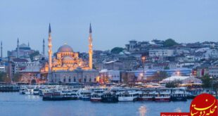 https://www.reisereporter.de/uploads/media/ImageArticle/04/3174-istanbul-hagia-sohpia-goldenes-horn-bosporus.jpg?v=1-3