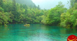 https://d32swstyppi9nx.cloudfront.net/blog/wp-content/uploads/2016/09/rsz_rain_at_tiger_lake_-_jiuzhaigou_valley.jpg